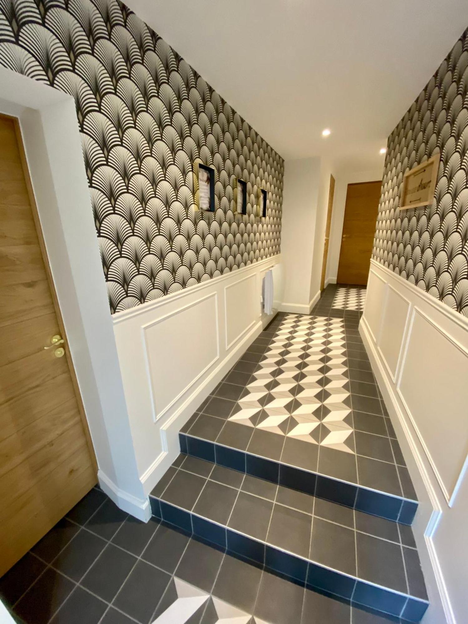 Superbe Appartement Terrasse Et Parking Gratuit Auxerre Exteriör bild